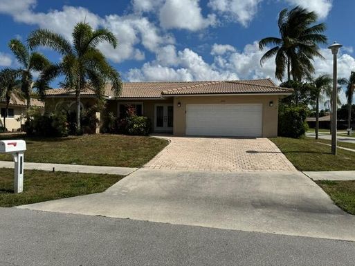 6900 Calle Del Paz, Boca Raton, FL 33433