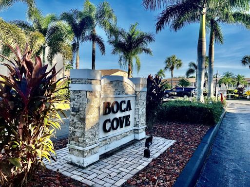 9431 Boca Cove, Boca Raton, FL 33428