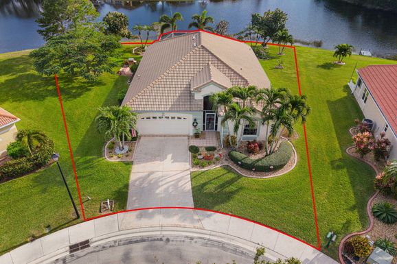 571 Spring Hill Point, Port Saint Lucie, FL 34986