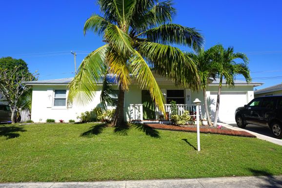 1699 23rd, Jensen Beach, FL 34957