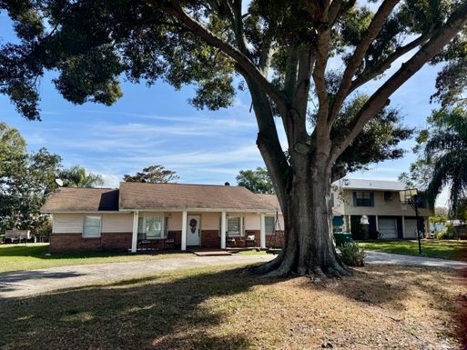 2925 35th, Okeechobee, FL 34974