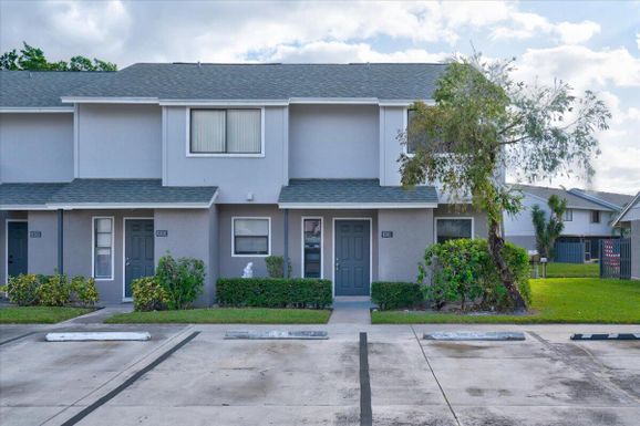 6301 Dockside, Greenacres, FL 33463