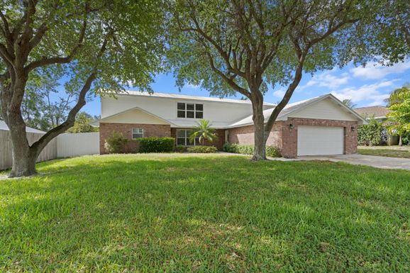 8888 Colony, Hobe Sound, FL 33455