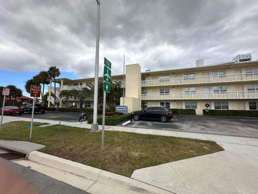 3915 Flagler, West Palm Beach, FL 33405