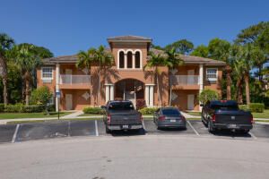 8021 Carnoustie, Port Saint Lucie, FL 34986