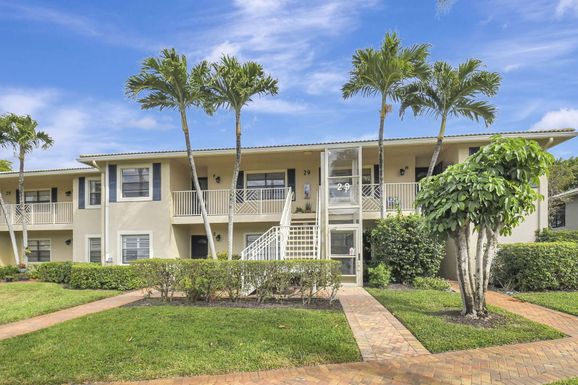 29 Stratford, Boynton Beach, FL 33436