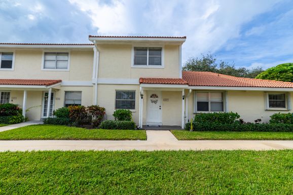 6397 Boca Circle, Boca Raton, FL 33433