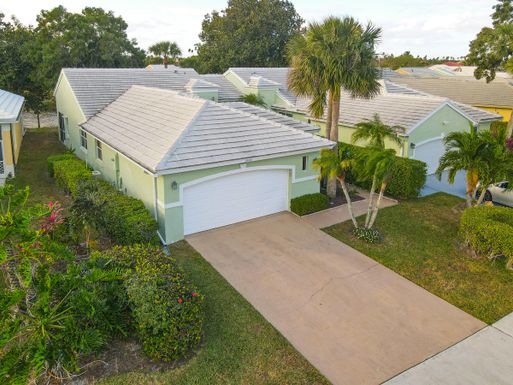 2543 Country Golf, Wellington, FL 33414