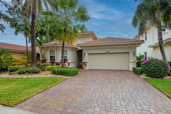 12436 Aviles, Palm Beach Gardens, FL 33418