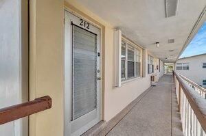 212 Easthampton I, West Palm Beach, FL 33417