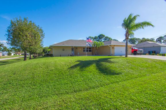 1301 Nancy, Port Saint Lucie, FL 34983