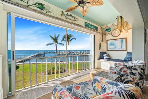 1550 Ocean, Stuart, FL 34996