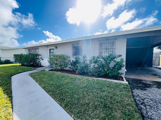 301 23rd, Riviera Beach, FL 33404