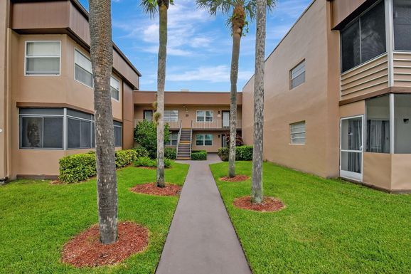 632 Burgundy, Delray Beach, FL 33484