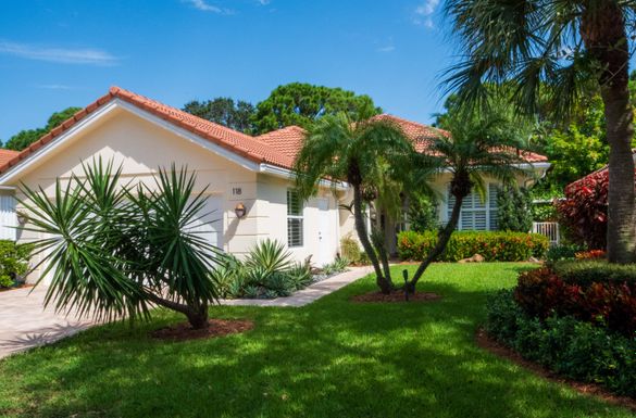 118 Lost Bridge, Palm Beach Gardens, FL 33410