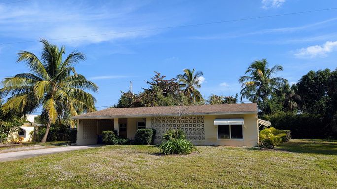 1137 Kubin, Jensen Beach, FL 34957