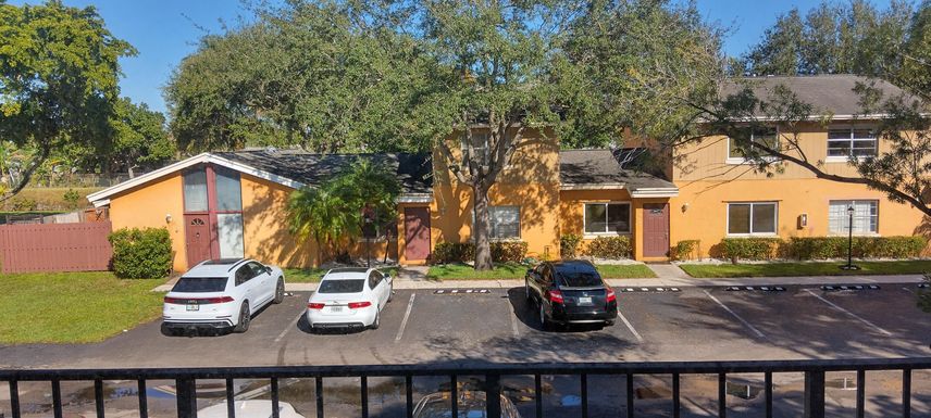 7361 Sunrise, Plantation, FL 33313