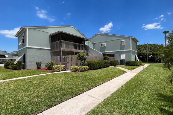 1121 Breezy, Sebastian, FL 32958