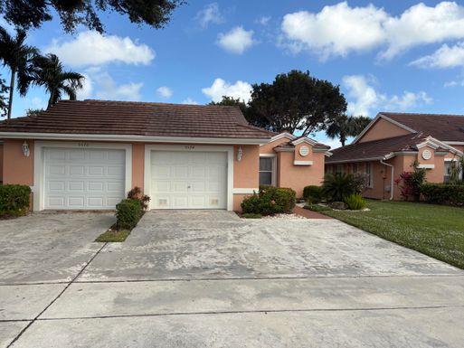 5574 Royal Lake, Boynton Beach, FL 33437