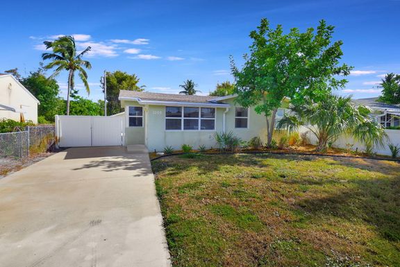 1006 3rd, Boynton Beach, FL 33435