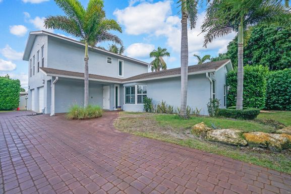 3100 Fernwood, Boynton Beach, FL 33435