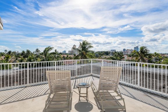 223 Atlantic, Palm Beach, FL 33480