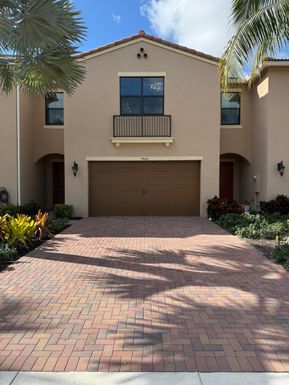 9468 Kinley, Boca Raton, FL 33428