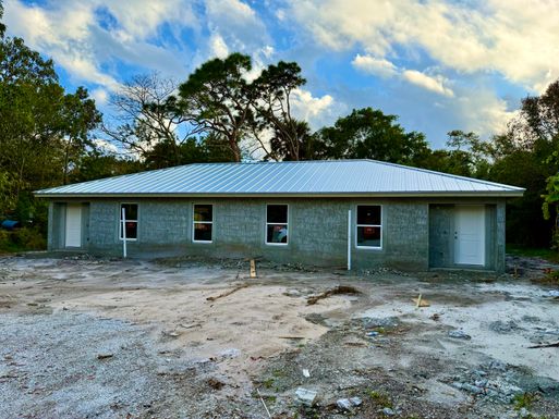 2703 Avenue G, Fort Pierce, FL 34947