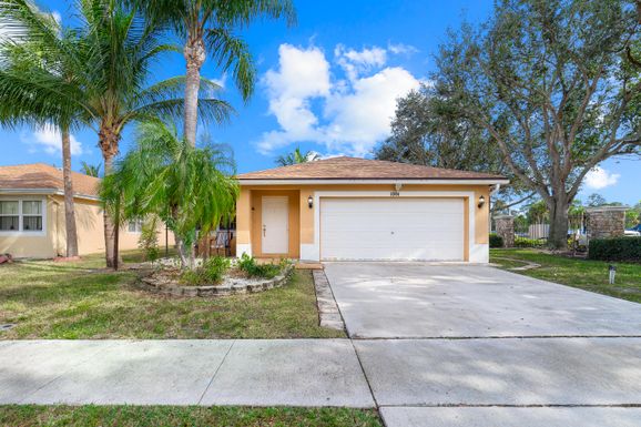 1001 Park Hill, West Palm Beach, FL 33417