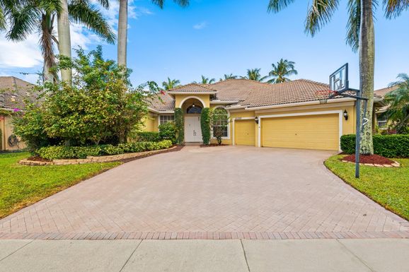 21255 Falls Ridge, Boca Raton, FL 33428