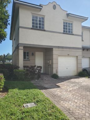 2002 Nassau, Riviera Beach, FL 33404