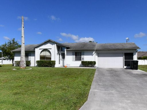 409 Voltair, Port Saint Lucie, FL 34984