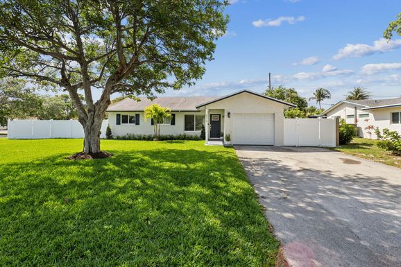 510 Kingbird, Delray Beach, FL 33444