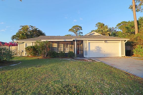 2233 Master, Port Saint Lucie, FL 34952