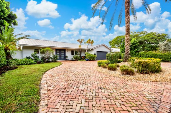 1020 6th, Boca Raton, FL 33486