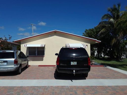 39 4, Dania Beach, FL 33004