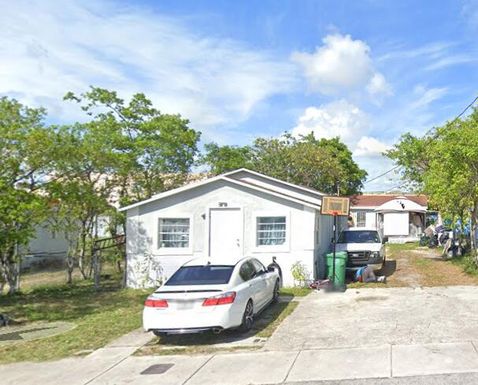 3191 67th, Miami, FL 33147