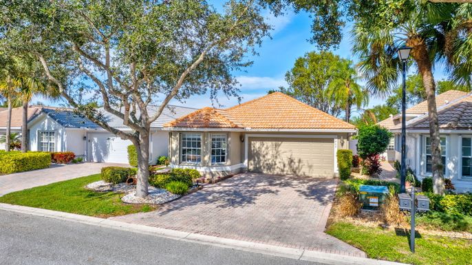 7464 Mercada, Delray Beach, FL 33446