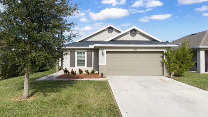 5545 Pine Trail, Port Saint Lucie, FL 34983