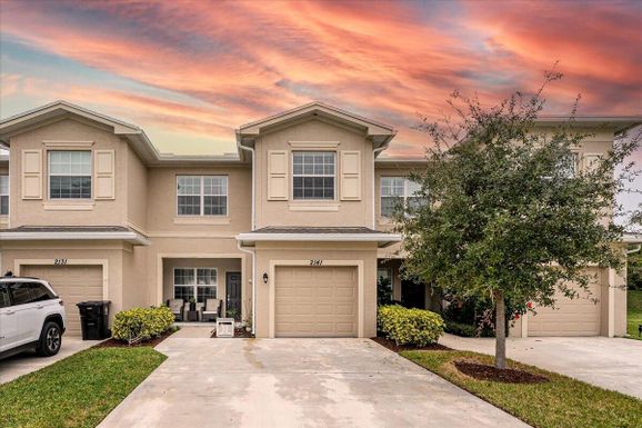 2141 Treviso, Port Saint Lucie, FL 34986