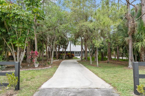 14831 Draft Horse, Wellington, FL 33414