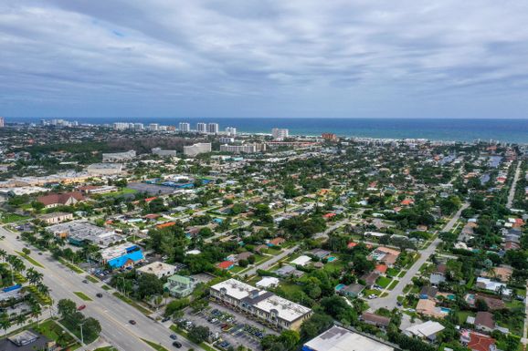 700 6th, Deerfield Beach, FL 33441