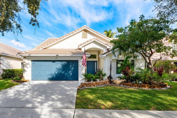 1071 Delray Lakes, Delray Beach, FL 33444