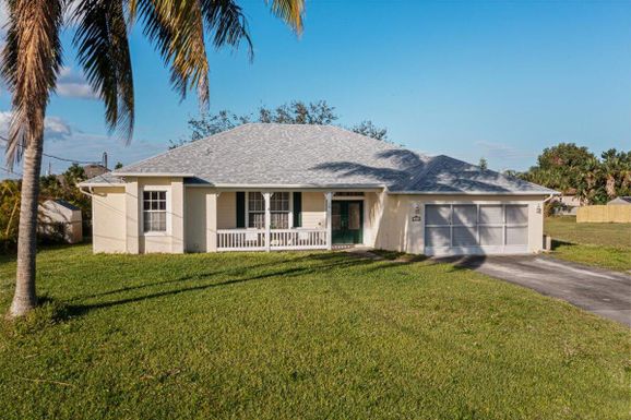 482 South Quick, Port Saint Lucie, FL 34953