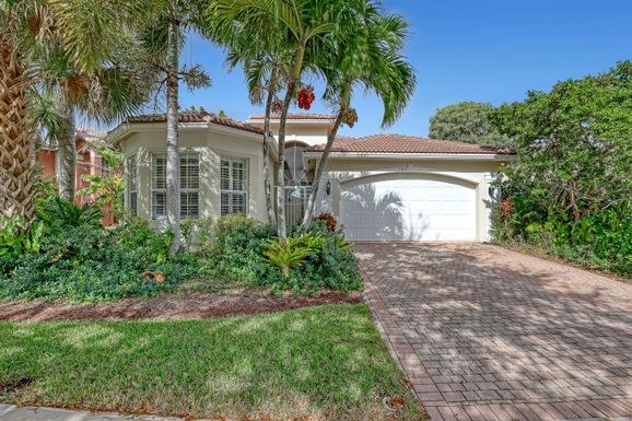 15837 Corintha, Delray Beach, FL 33446