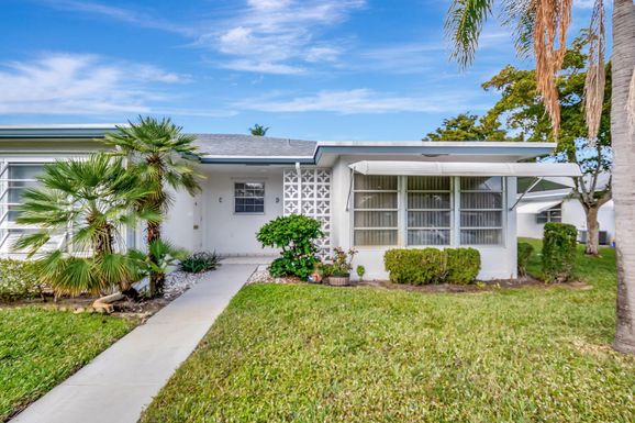 1192 Drive, Delray Beach, FL 33445