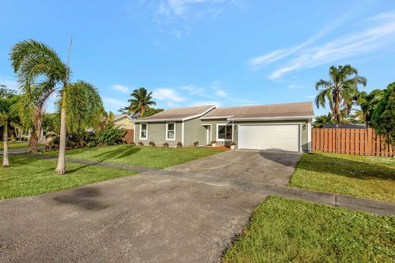 5588 Barnstead, Lake Worth, FL 33463