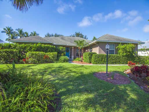 1055 White Tail, Vero Beach, FL 32968