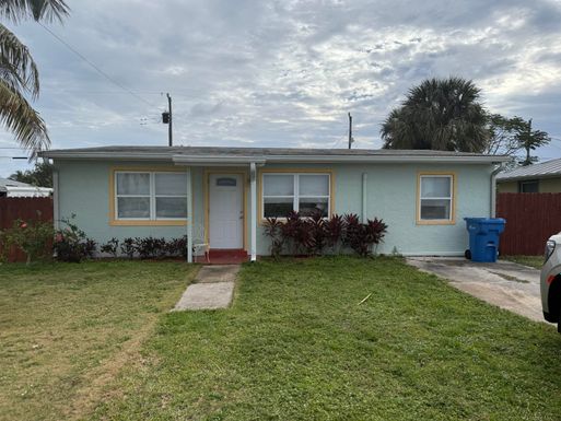 426 8th, Lantana, FL 33462