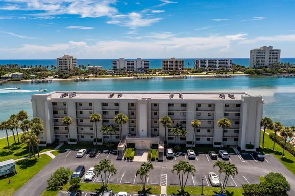 100 Intracoastal, Jupiter, FL 33469